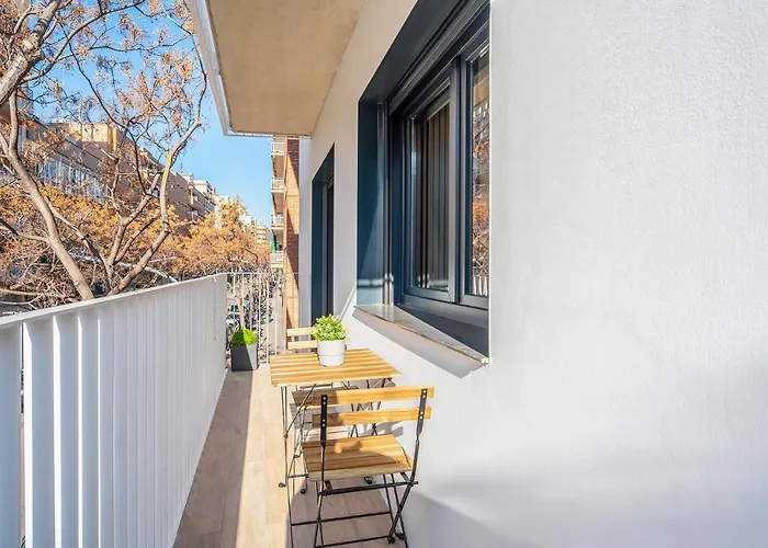 Apartsnoubcn Equador Les Corts